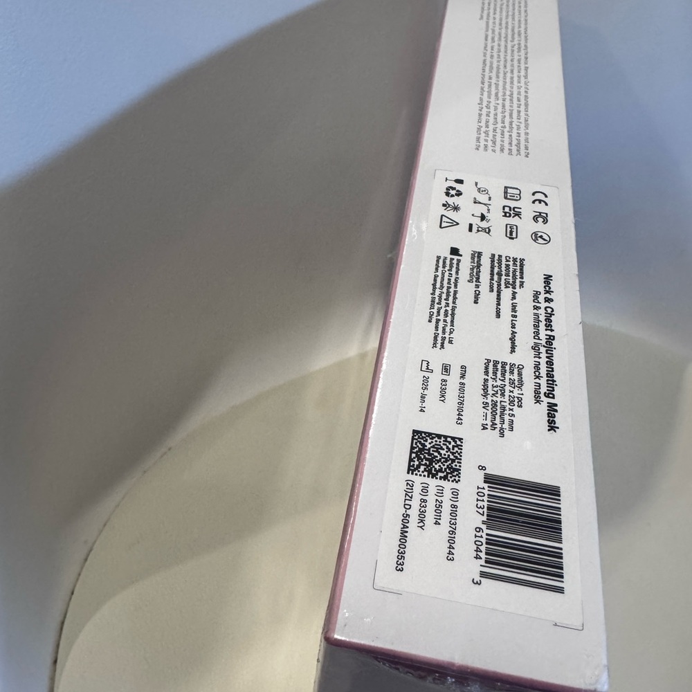 Solawave Neck & Chest Rejuvenating Mask NEW SEALED - Picture 5 of 5
